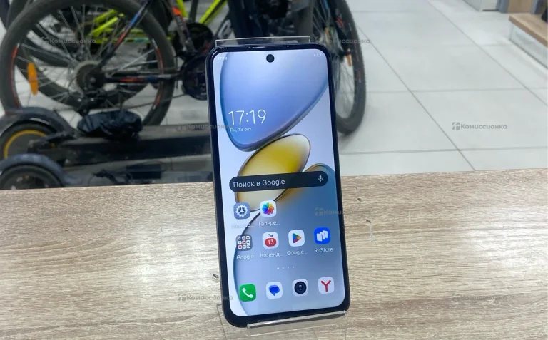 Tecno Spark Go 1 4/64 ГБ