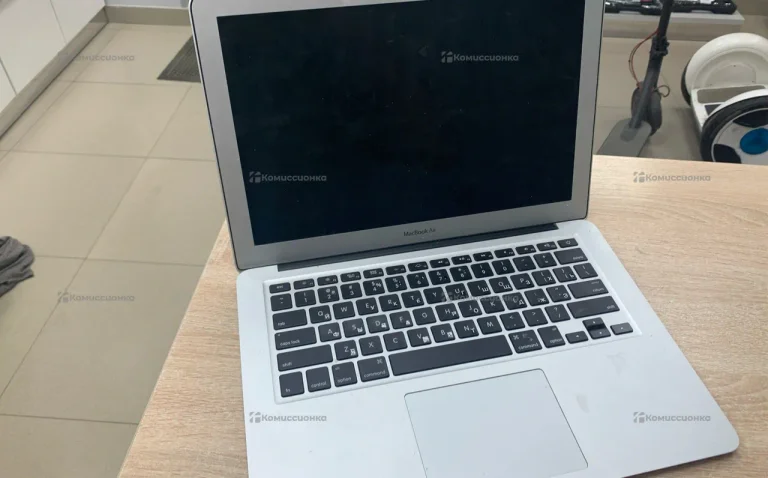 Ноутбук  MacBook Air 13-inch 2017