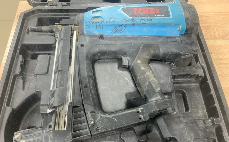 Монтажный пистолет Toya GSN50