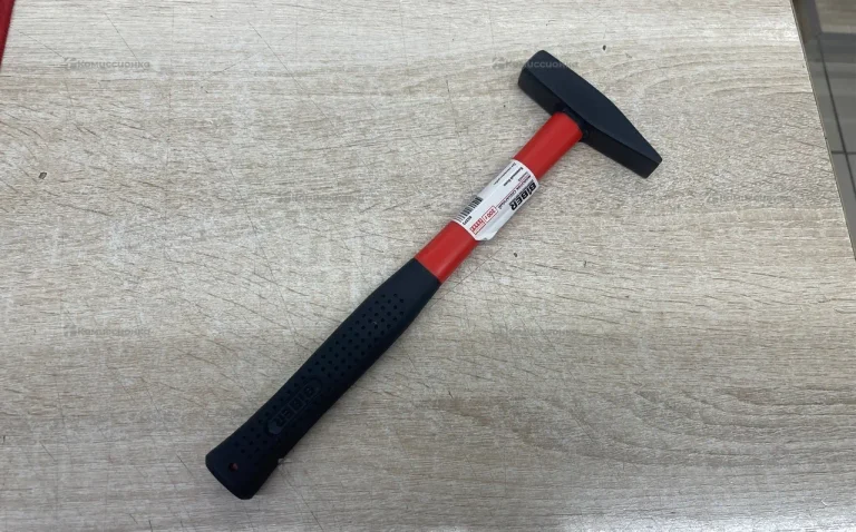 Молоток Biber