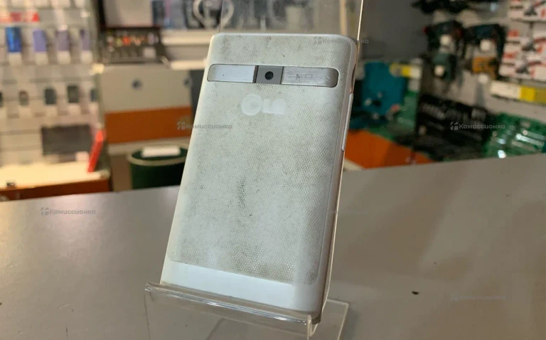 LG Optimus L3 E400