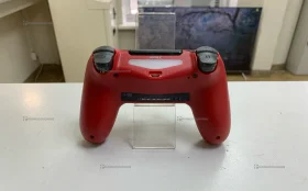 Геймпад для PS4.
