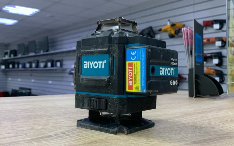 Лазерный уровень Biyoti с комлпектом