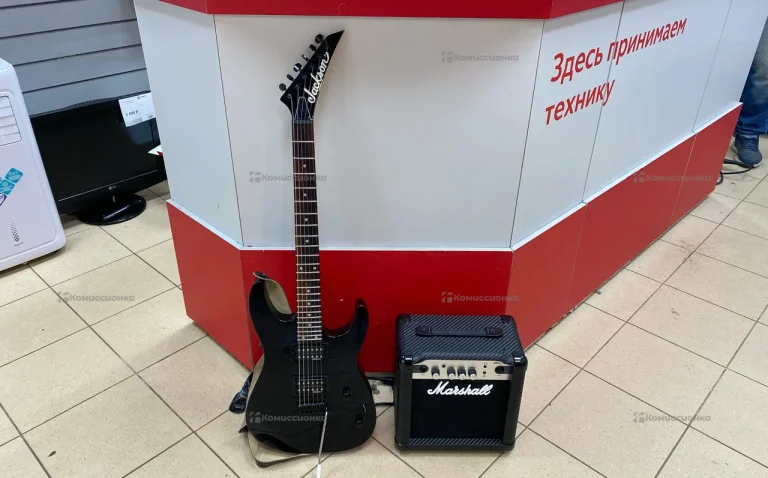 Электрогитара Jackson + Комбоусилитель Marshall