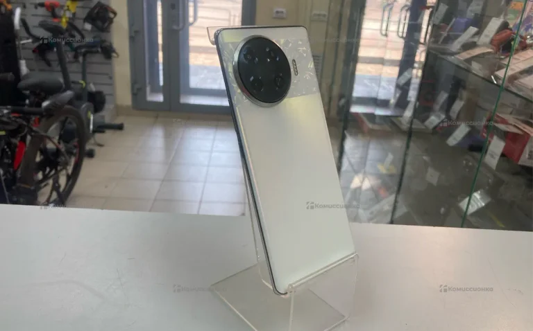 Tecno Spark 20 Pro + 8/256