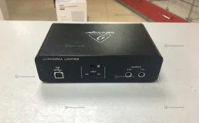 Звуковая карта Behringer Uphoria UMC22
