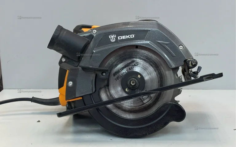 Дисковая пила DEKO DKCS1500-160