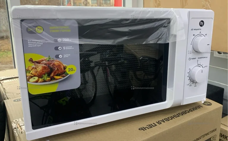 Микроволновая печь HI M020W05
