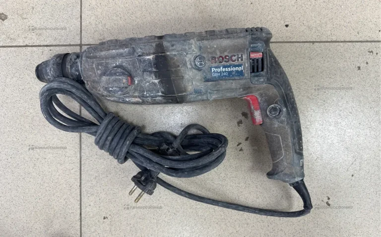 Перфоратор Bosch GBH-240