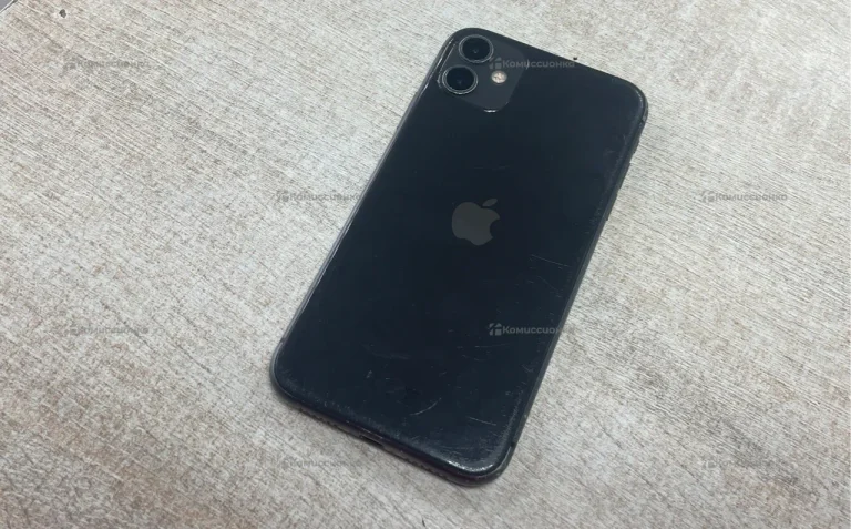 Apple iPhone 11 4/64 ГБ