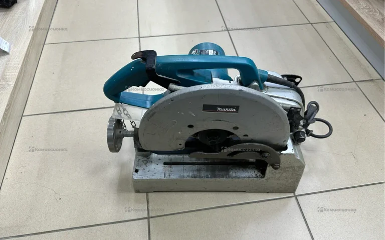 Монтажная пила makita LC1230