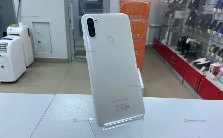 Samsung Galaxy A11 2/32 ГБ