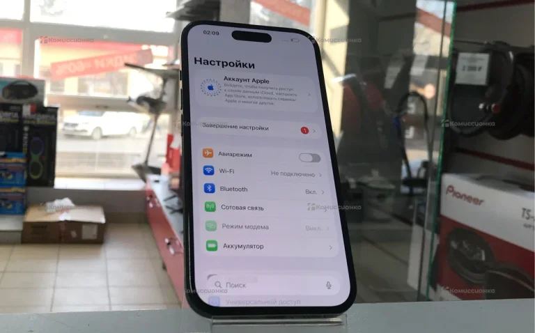 Apple iPhone 15 6/128 ГБ