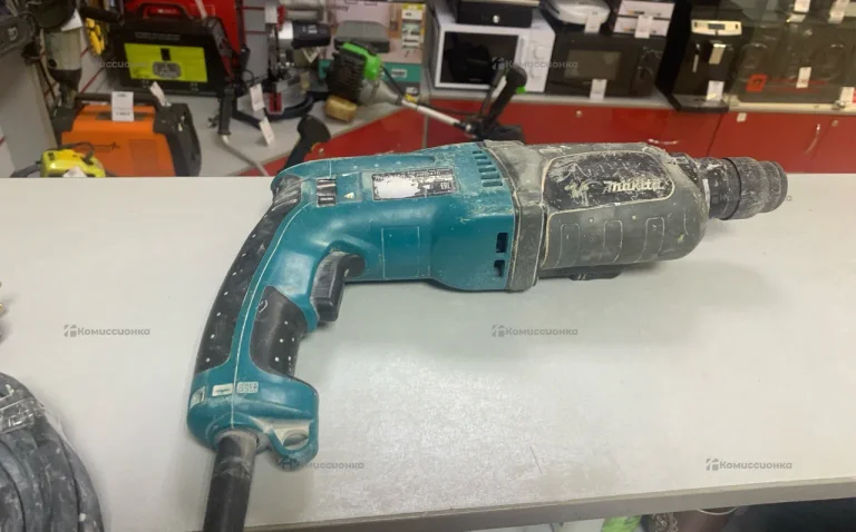 Перфоратор makita HR2470