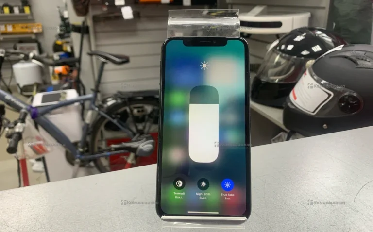 Apple iPhone XS 4/64 ГБ