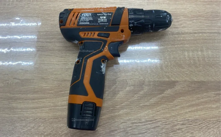 CD-12G2 шуруповерт
