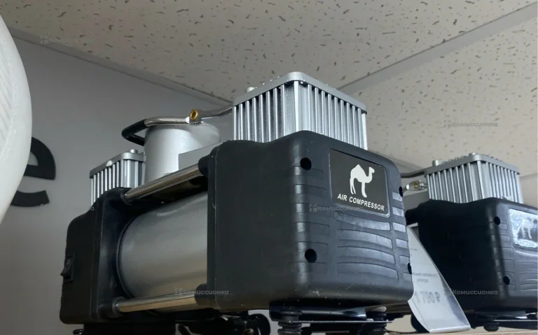 Автомобильный компрессор 2 цилиндра