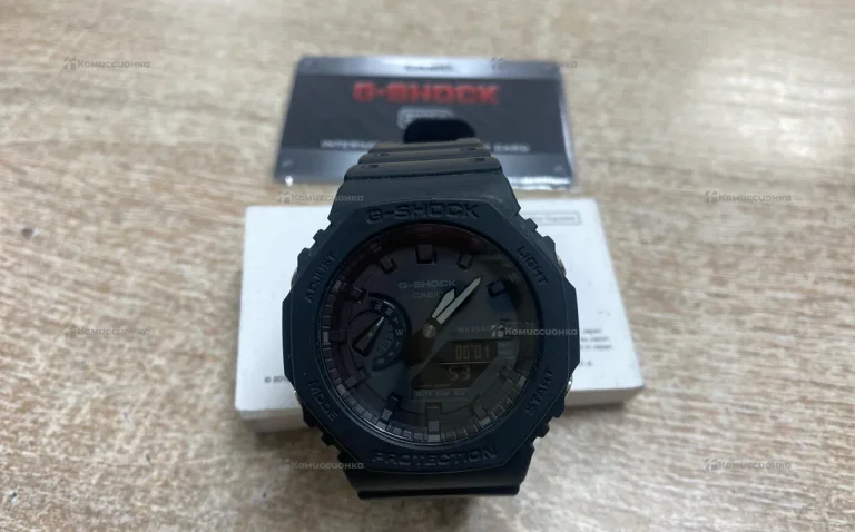 Часы  CASIO CARBON CORE GUARD GA-2100