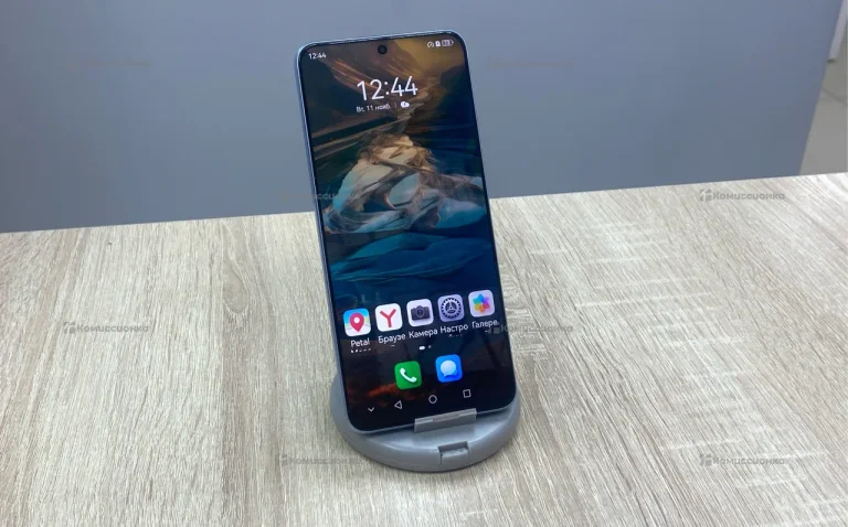 Huawei nova 13i 8/128 ГБ