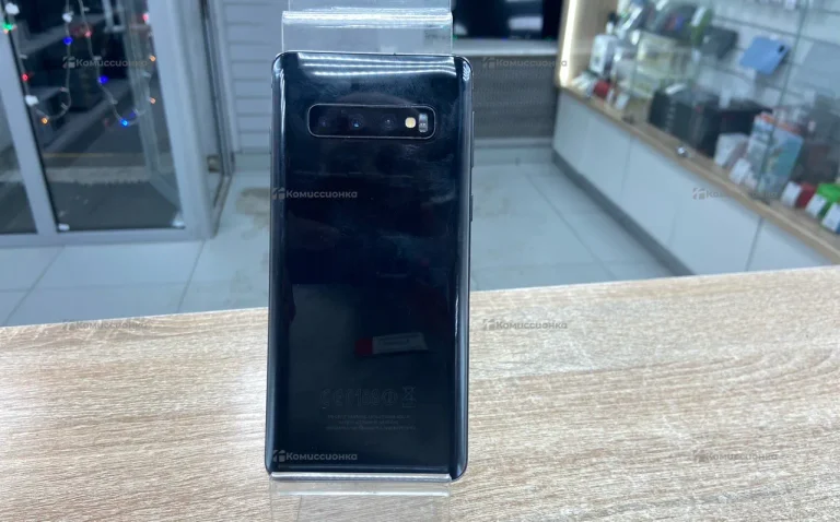 Samsung Galaxy S10 8/128 ГБ