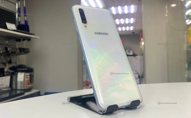 Samsung Galaxy A50 4/64 ГБ