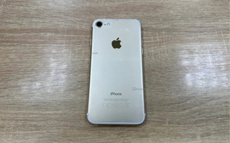 Apple iPhone 7 2/32 ГБ