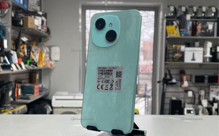 Tecno Spark Go 1 4/64 ГБ