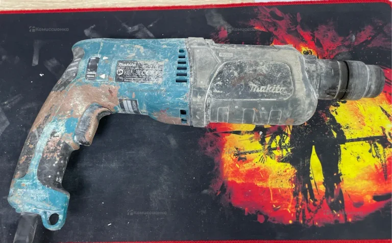 Перфоратор makita HR2470