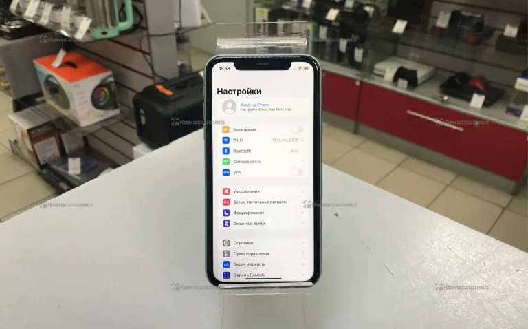 Apple iPhone 11 4/64 ГБ