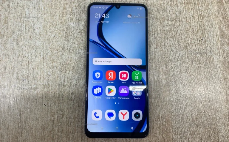 Realme C63 4/128Gb
