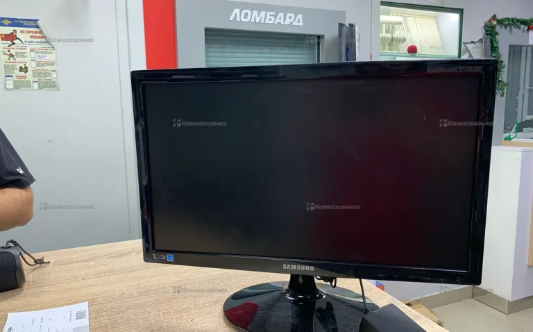 Монитор Samsung S19B300B