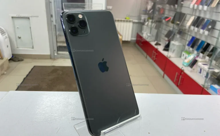 Apple iPhone 11 Pro Max 4/64 ГБ