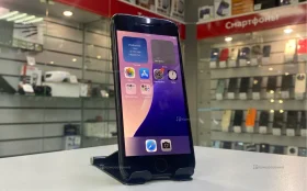 Apple iPhone SE (2020) 3/64 ГБ