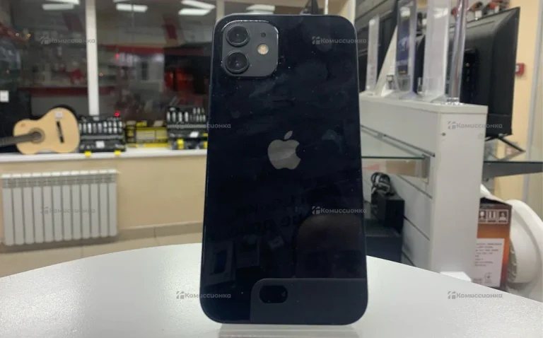 Apple iPhone 12 64 ГБ