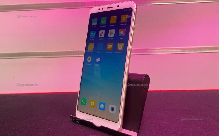 Xiaomi Redmi 5 Plus 3/32 ГБ