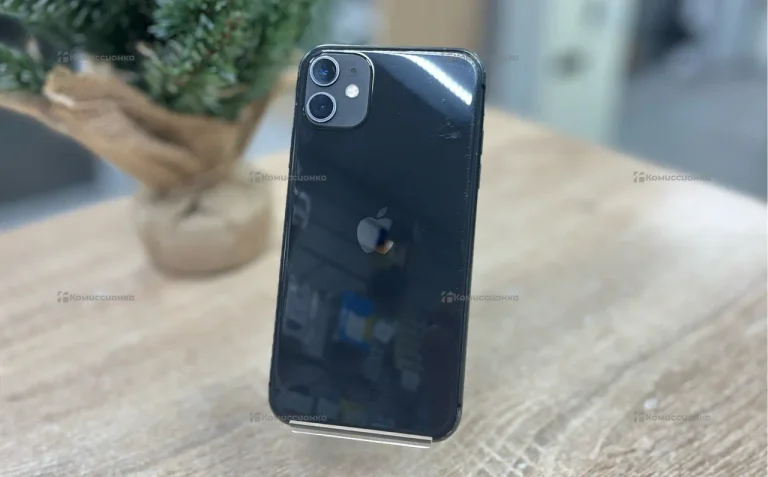 Apple iPhone 11 4/128 ГБ