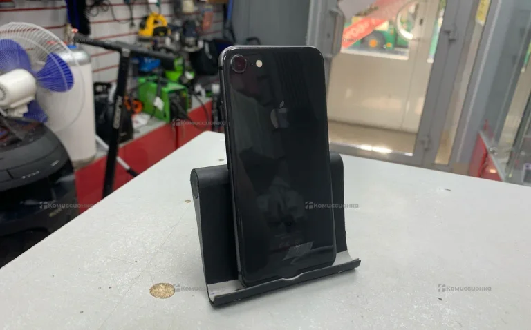 Apple iPhone 8 128 ГБ