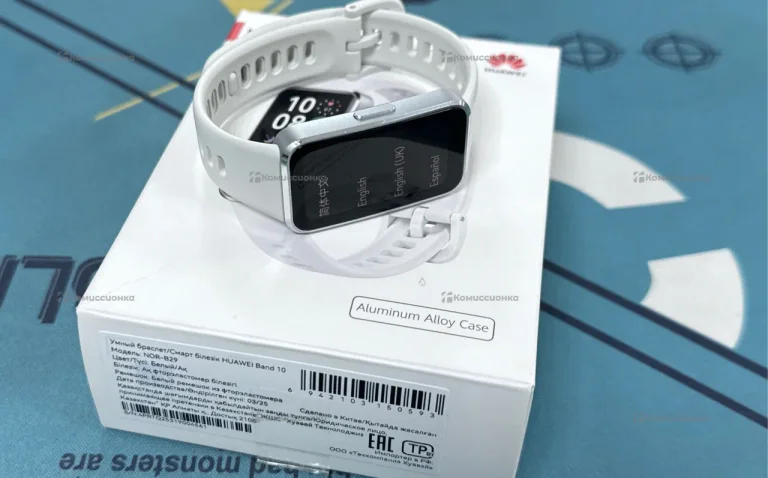 Часы Huawei Band 10
