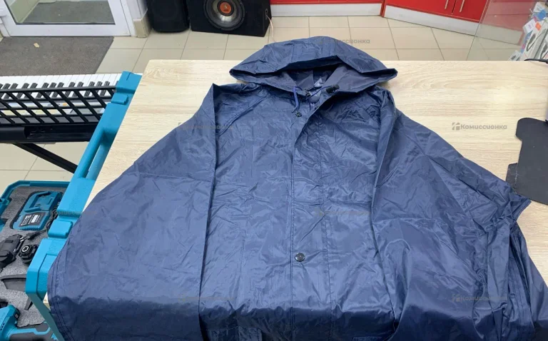 Дождевик (размер 32xl)