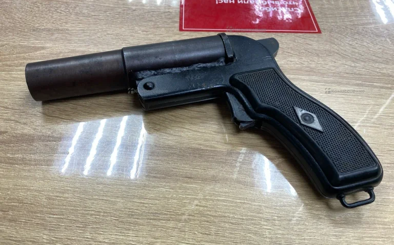 Сигнальный пистолет дк 300 1982г