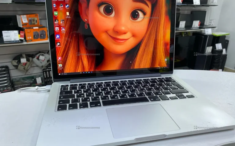 Ноутбук Apple MacBook Pro 2015 i5 8gb/120ssd