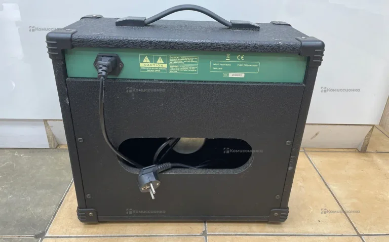 Комбоусилитель Stagg 20 GA