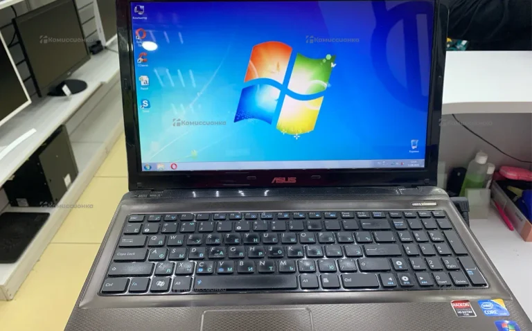 Ноутбук ASUS K52J (i5-480M/4GB/500GB/HD 6370M 1GB)