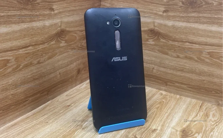 Asus Zenfone Go ZB500KL 2/16 ГБ
