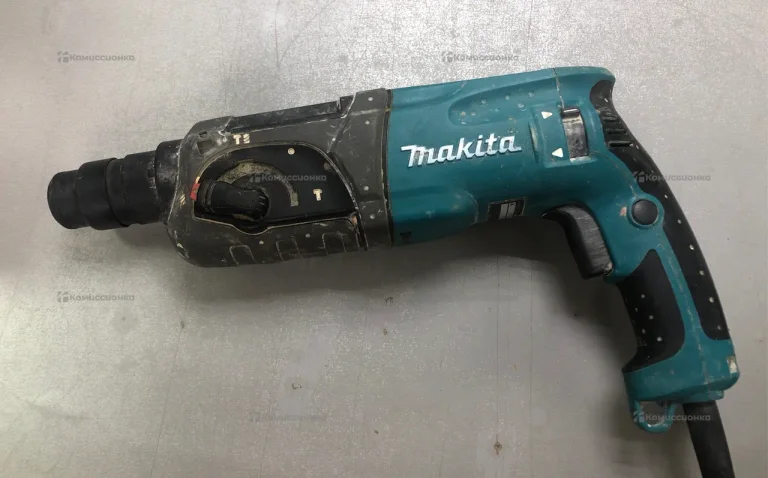 перфоратор Makita hr 2470 .