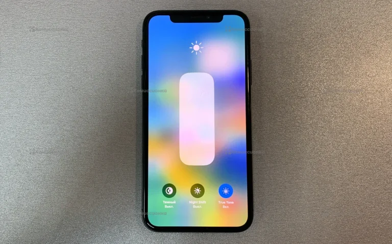 Apple iPhone X 3/64 ГБ