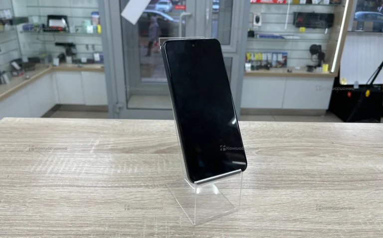 Itel P65 6/256 ГБ