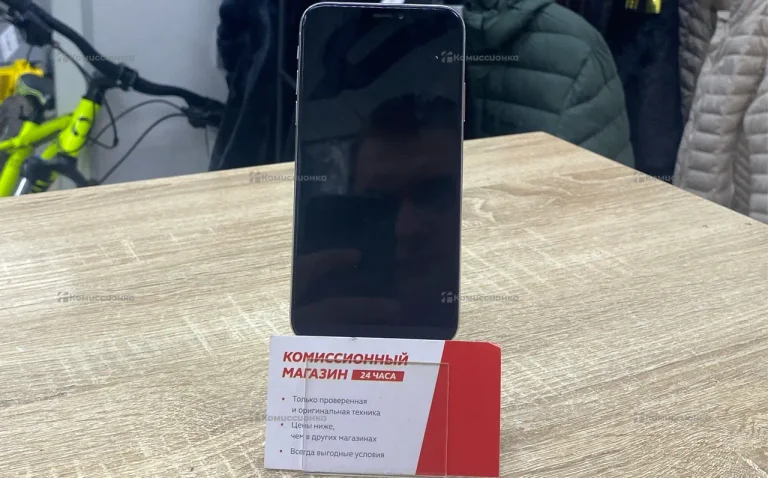 Apple iPhone X 3/64 ГБ