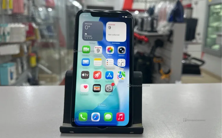 Apple iPhone 11 4/64 ГБ