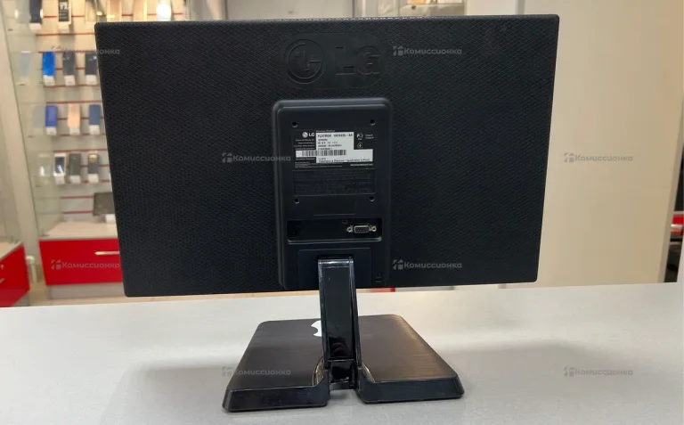 Монитор LG 19EN33S